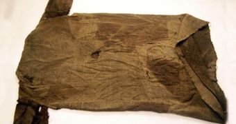 Jumper worn by hunter that lived thousands of years ago is discovered in Norway
