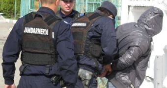 Europol coordinates the arrests of 10 Romanians