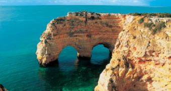 Natural rock bridges in Algarve (Portugal)