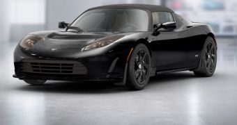 Tesla Roadster in Obsidian Black