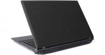 15.6-Inch Notebook Sticks to Windows 7 for €759 / $759-990