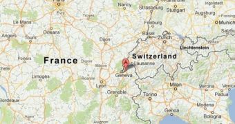 15-Year-Old Girl Survives Jet Crash in Residential Area in French Alps