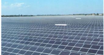 18MW Solar Power Plant Brings Extra Power in China