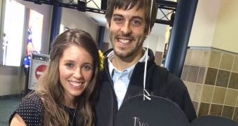 Jill Duggar and Derick Dillard are now engaged, will show all the wedding planning on 19 Kids & Counting