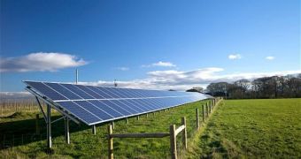 UK moves to build its largest solar farm ever