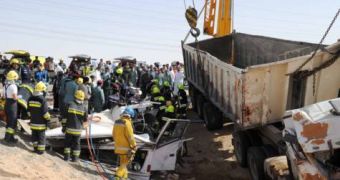 Indian, Bangladeshi and Pakistani workers have been killed as their bus crashed near Al Ain