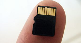 3,000 infected memory cards installed in Vodafone-issued phones in Spain