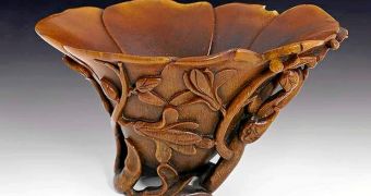 A 17th century Chinese "libation cup" sells at auction for $75,640 (€57,586)