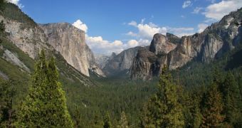 Pristine views of national parks in the US could get clouded by pollution and fumes from the oil industry