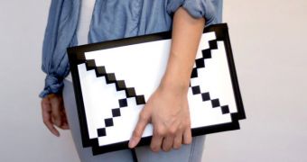 8-Bit Tablet/Laptop Case is Awesome and White