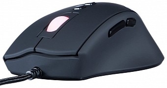 8K Mouse from QPAD Has Award-Winning Five-Finger Grip