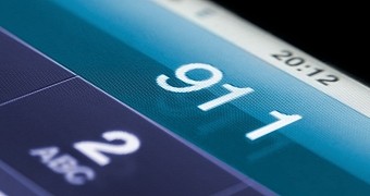 911 Phone Scam Threatens People into Paying Up