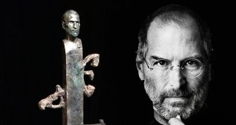 The statue and Jobs have nothing in common, exept maybe for a head