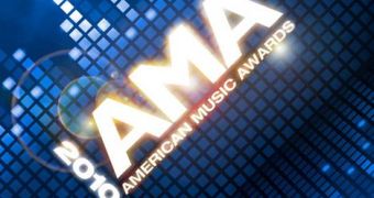 Reports are saying Chris Brown and Lady Gaga were robbed at the AMAs 2010 of their wins