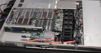 AMD demos Interlagos 16-core server Bulldozer chip