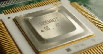 MIPS R3000 compatible processor