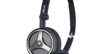 ASUS presents noise-canceling headphones