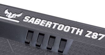 ASUS Sabertooth Z87 Motherboard