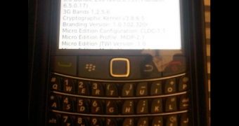 AT&T Blackberry Bold 9780 Spotted in the Wild