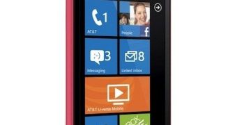 Pink Nokia Lumia 900 (front)