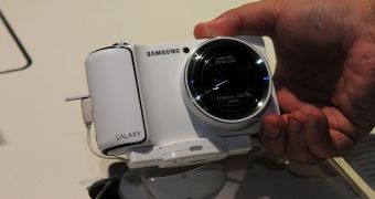 AT&T Updates Samsung Galaxy Camera to Android 4.1.2