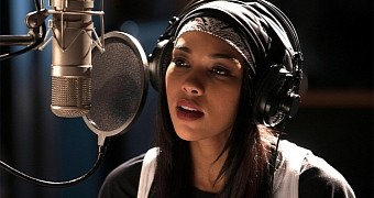 Alexandra Shipp as late singer Aaliyah in poorly received Lifetime biopic