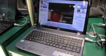 Acer showcases multitouch laptop at CeBIT 2010