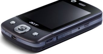 Acer DX900, the first WinMo smartphone launched by the computer vendor