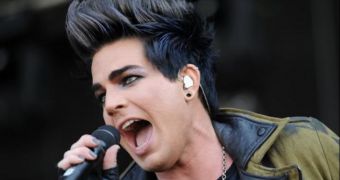 Adam Lambert will host this year’s VH1 Divas, perform