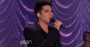 Adam Lambert Performs, Wows on Ellen