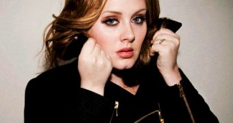 Adele Caves In to Pressure, Goes on Weight Loss Diet
