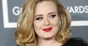 Adele looking gorgeous at the 2012 Grammy Awards