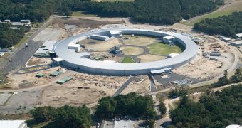 Advanced Light Source Nears Completion in the US