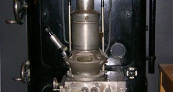 One of the first electron microscopes, constructed by Ernst Ruska in 1933