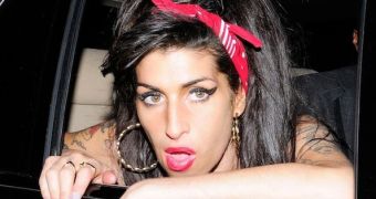 Management bans alcohol on Amy Winehouse’s upcoming European tour, claims report