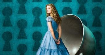 “Alice in Wonderland” stays strong at number one in the US box office for third consecutive week