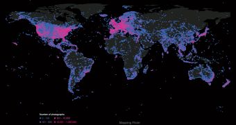 All Flickr Photos Plotted a Beautiful Map of the World