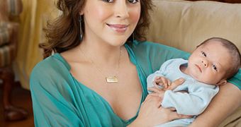 Alyssa Milano gave birth to her son in August 2011