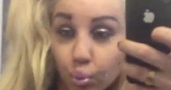 Amanda Bynes Posts Odd Video of Herself, Fans Are Worried