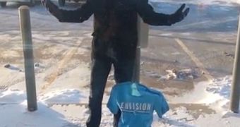 Extreme weather freezes T-shirt in less than 60 seconds