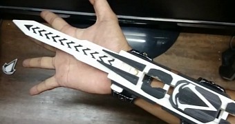 Assassin's Creed wrist blade