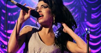British singer Amy Winehouse cancels entire comeback tour to focus on her health
