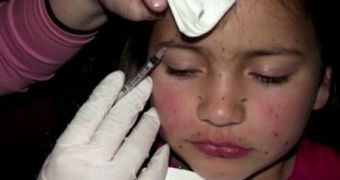 8-year-old Britney is being injected with Botox by her own mother