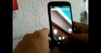Motorola Moto G running Android L