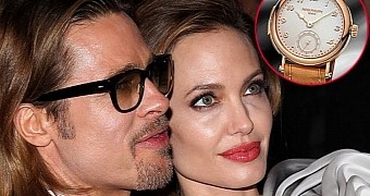 Angelina Jolie gifts Brad Pitt with a solid platinum watch for their wedding