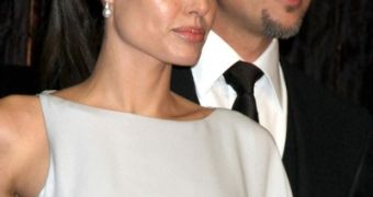 Angelina Jolie and Brad Rock the Carpet at 2009’s Critics’ Choice Awards