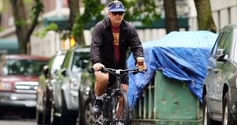 Alec Baldwin takes biking very seriously and doesn't want the police telling him what he can and can't do