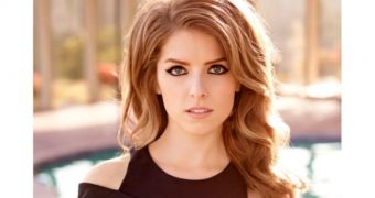 Anna Kendrick says she doesn’t see herself as “crazy hot”