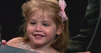 Two-year-old Dannielynn is all smiles as she makes surprise appearance on Larry King Live