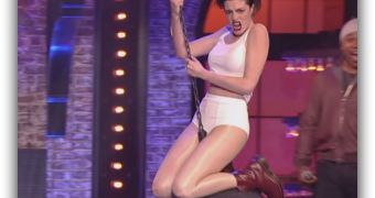 Anne Hathaway as Miley Cyrus on Spike's Lip Sync battle